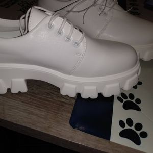 So Me White shoes